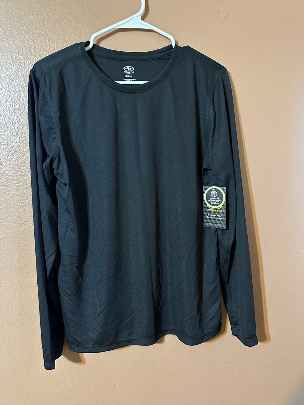 Athletic Works Men’s Black Long Sleeve Crew Neck Performance Tee